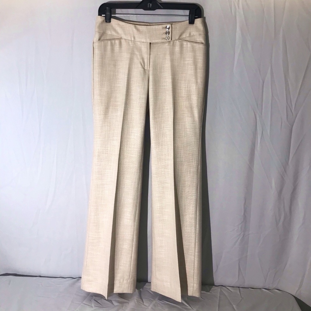 WH | BM Legacy Flare — Triple Button, Sz 4R